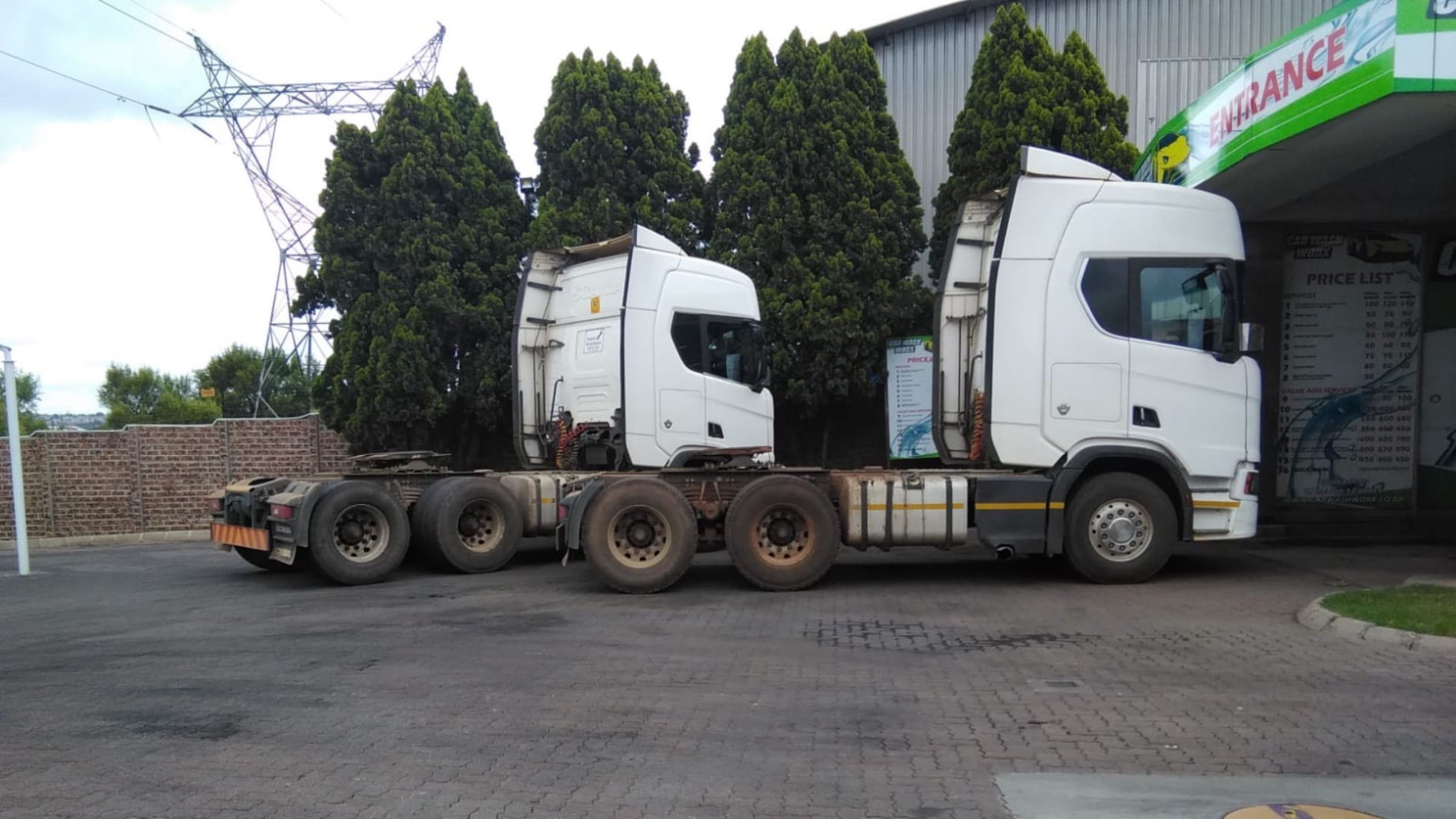 Y13 investments | Truck Wash Building Image Gallery