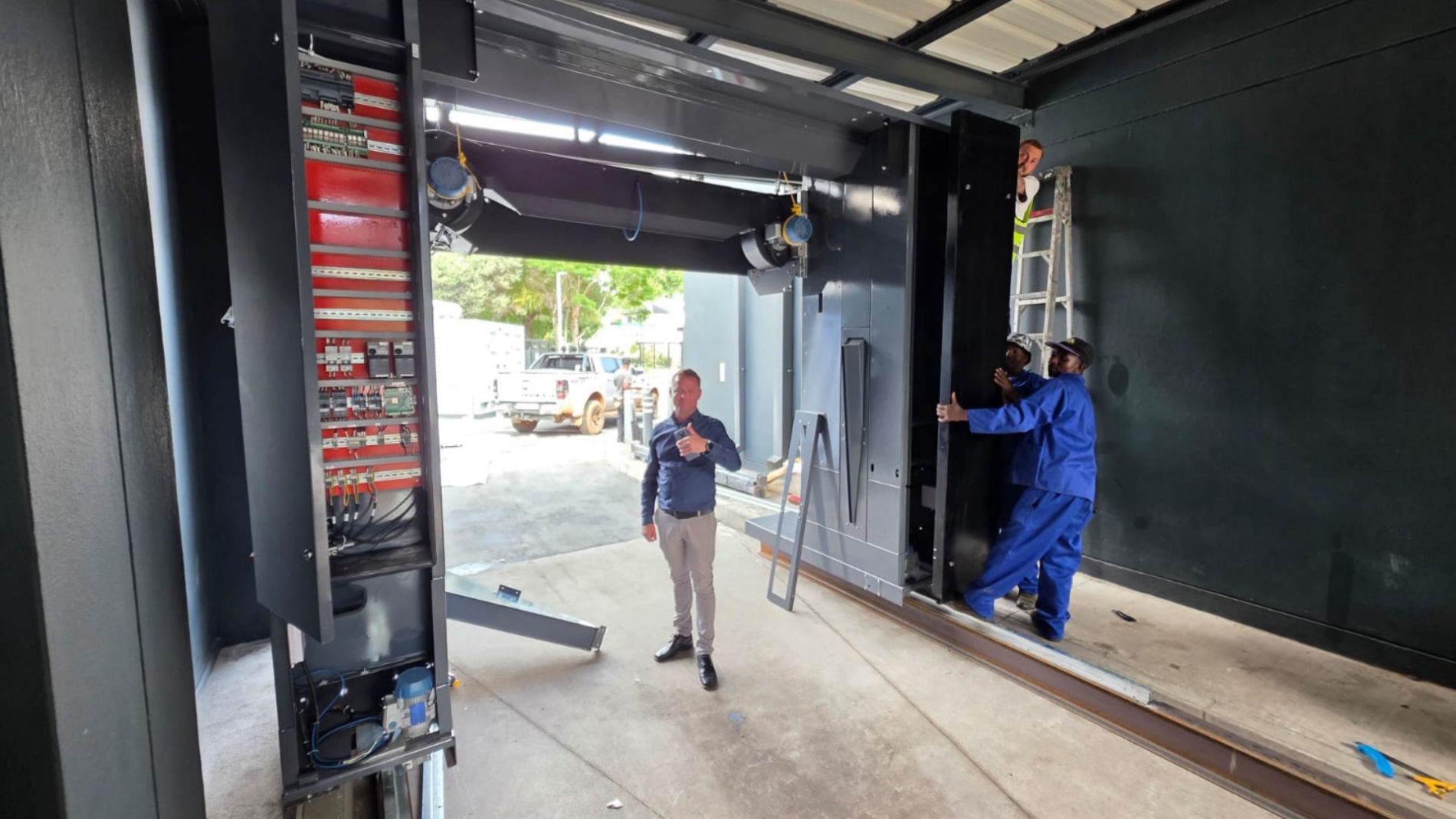 Y13 investments | Truck Wash Building Image Gallery
